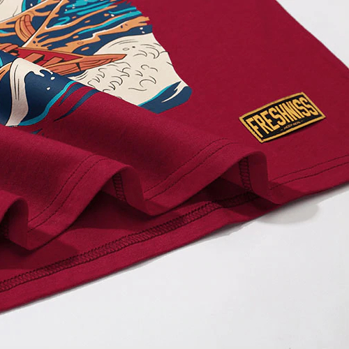 Noodles Plate on Waves Printed O-Neck Top